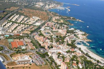Tennisakademie auf Mallorca für Spieler aller Spielstärken und Altersgruppen. Während des ganzen Jahres!